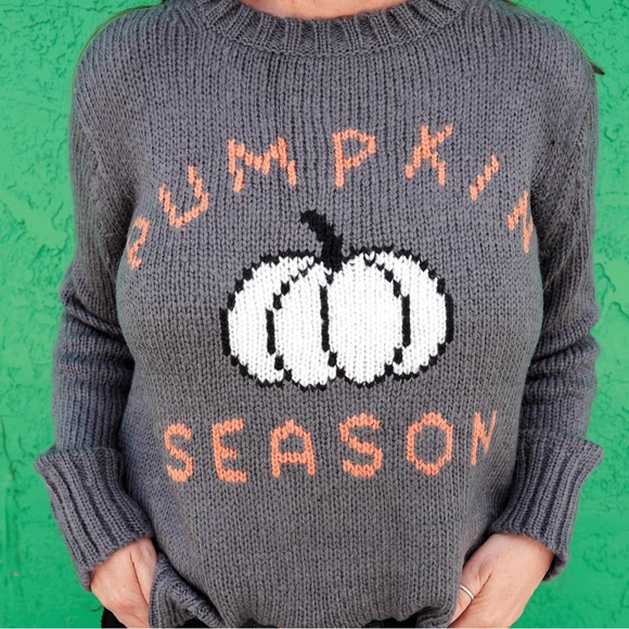 Grey Wooden Ships Pumpkin Season Sweater -NWT - Picture 2 of 2